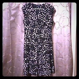 Chaps Blk/white flower dress